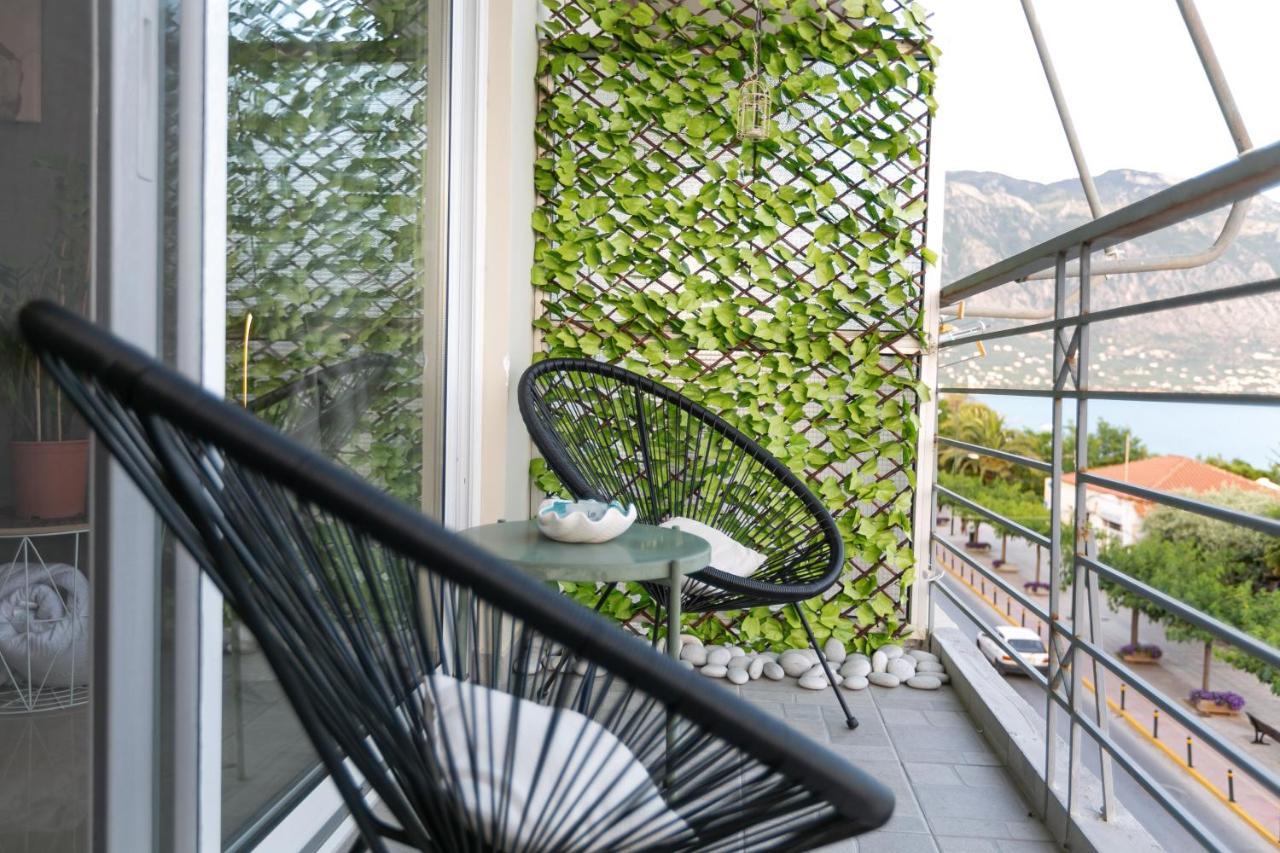Seafront Kalamata Haven - Blue Luxury Suite Екстер'єр фото