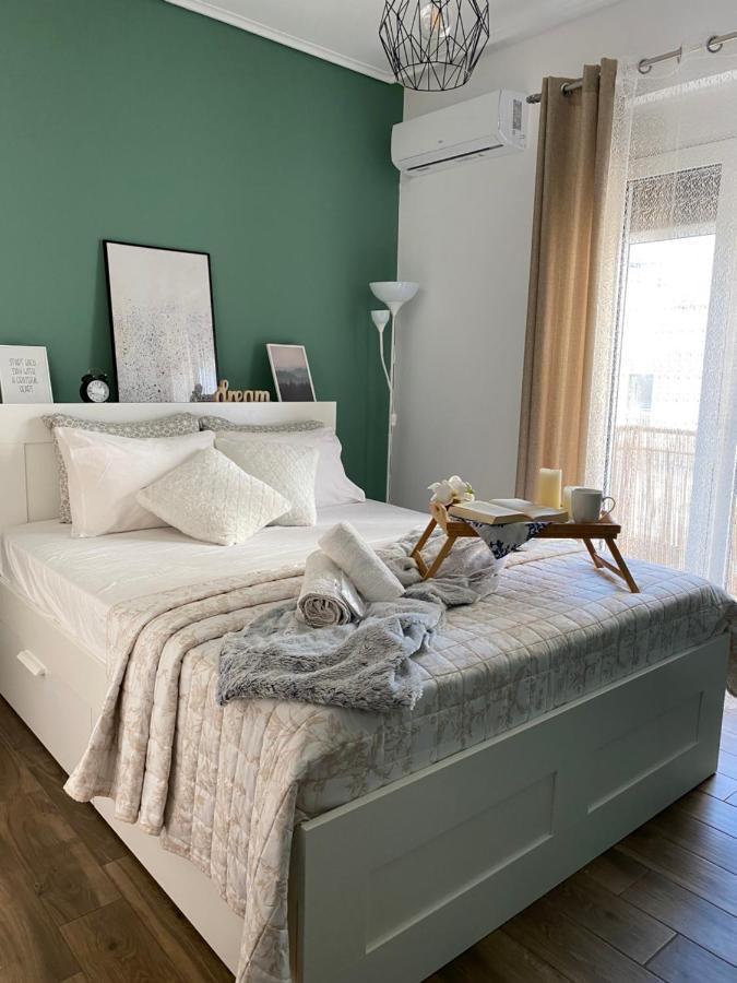 Seafront Kalamata Haven - Blue Luxury Suite Екстер'єр фото